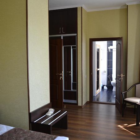 Отель Paloma House Харьков Экстерьер фото