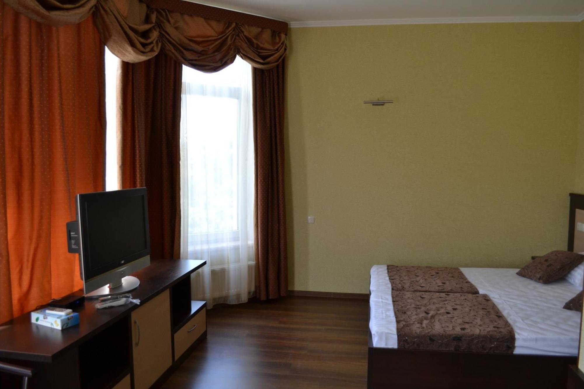 Отель Paloma House Харьков Экстерьер фото
