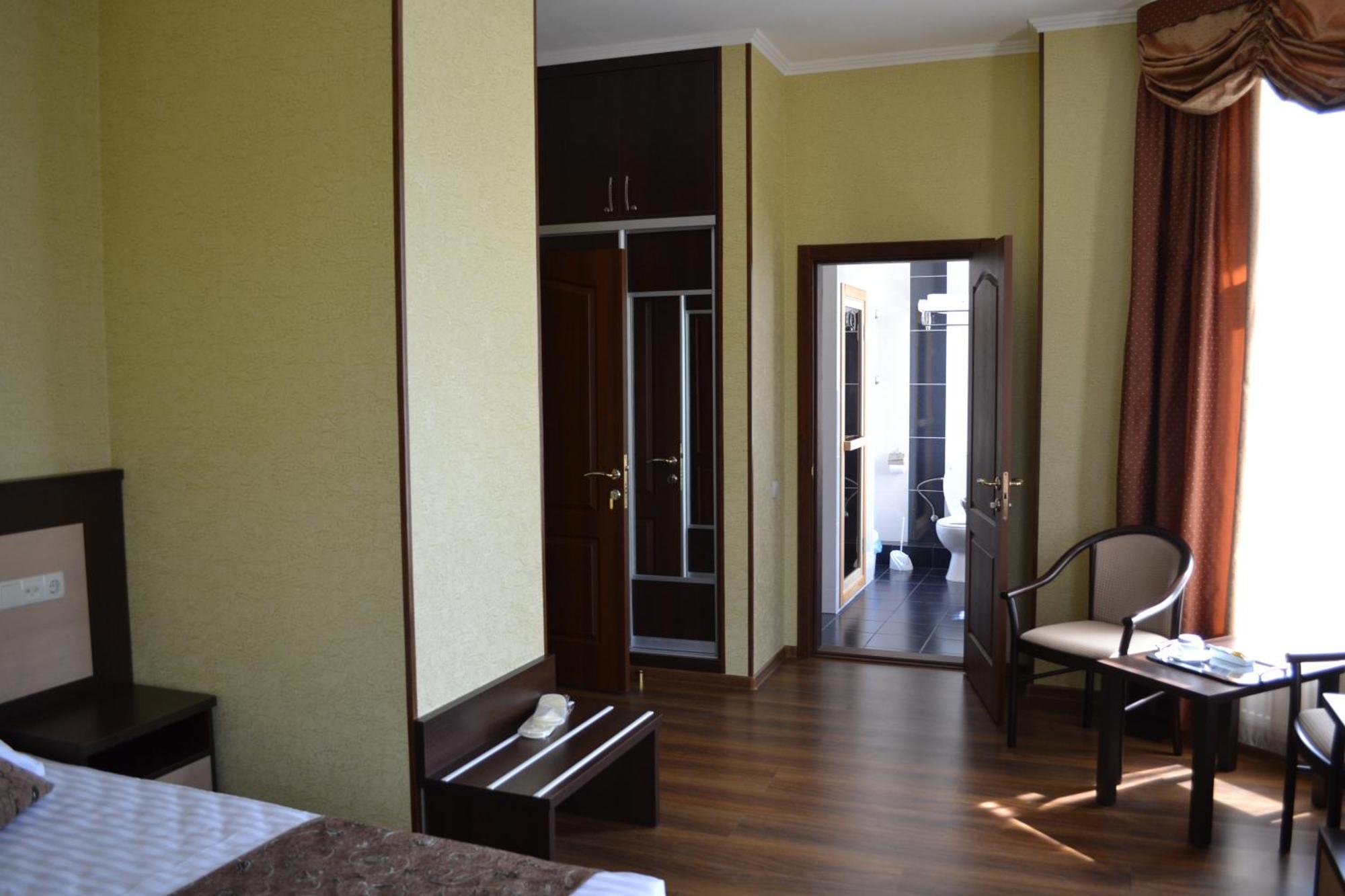 Отель Paloma House Харьков Экстерьер фото