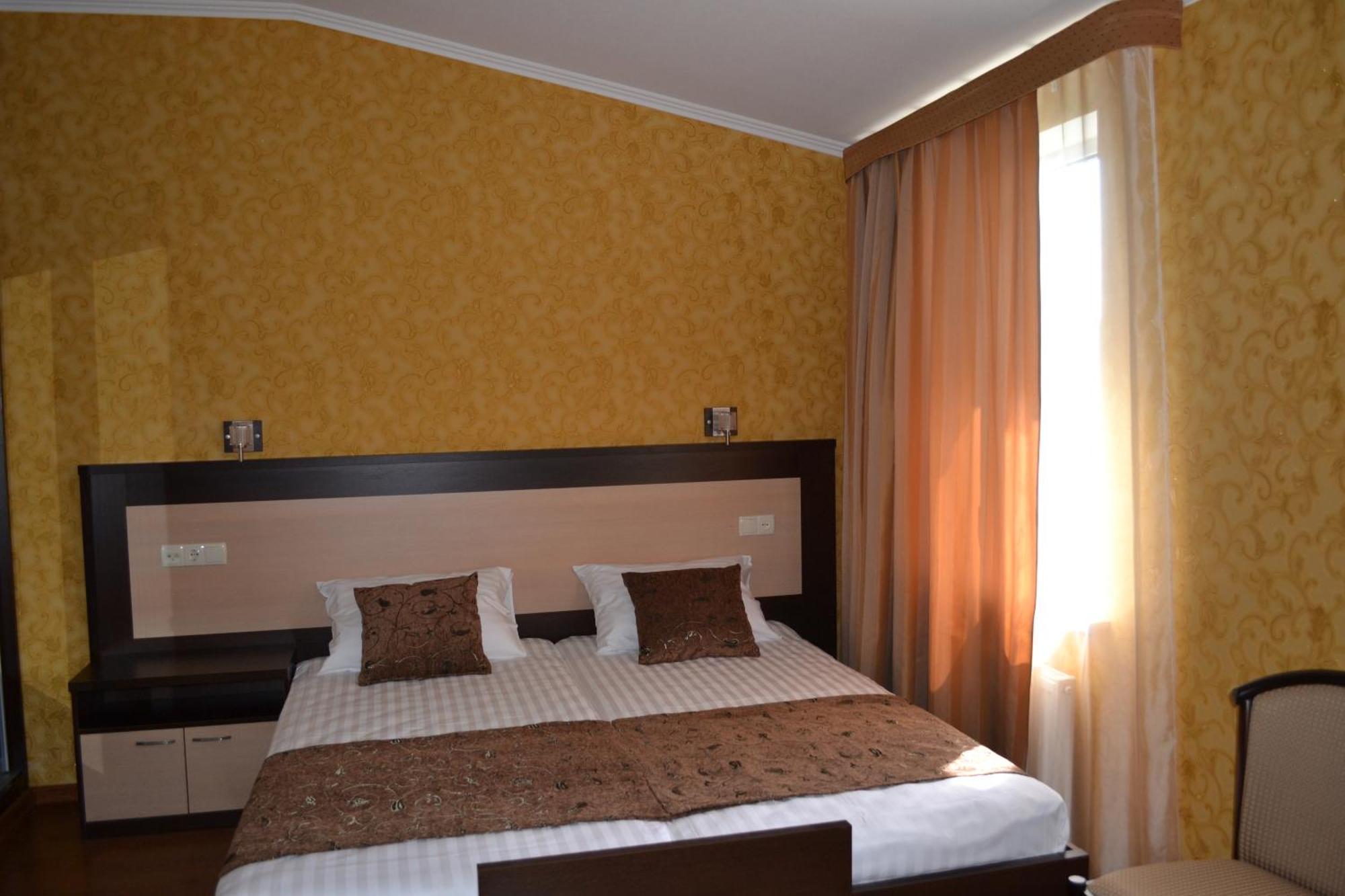 Отель Paloma House Харьков Экстерьер фото